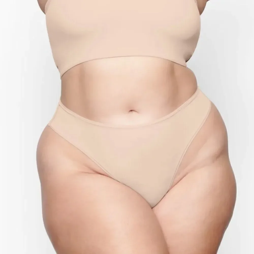 NWT SKIMS Fits Everybody Cheeky High Waisted Brief Panty In Mica Nude Panty